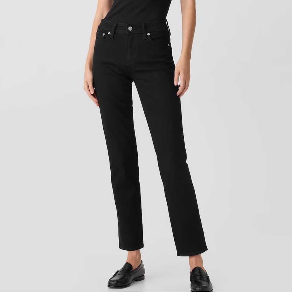 NWT Gap Mid Rise Straight Jeans